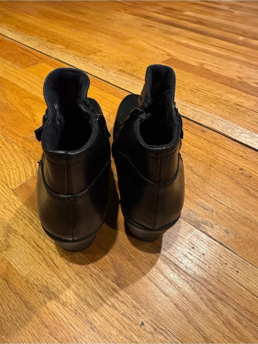 Earth Origins Booties Women’s Size 6.5